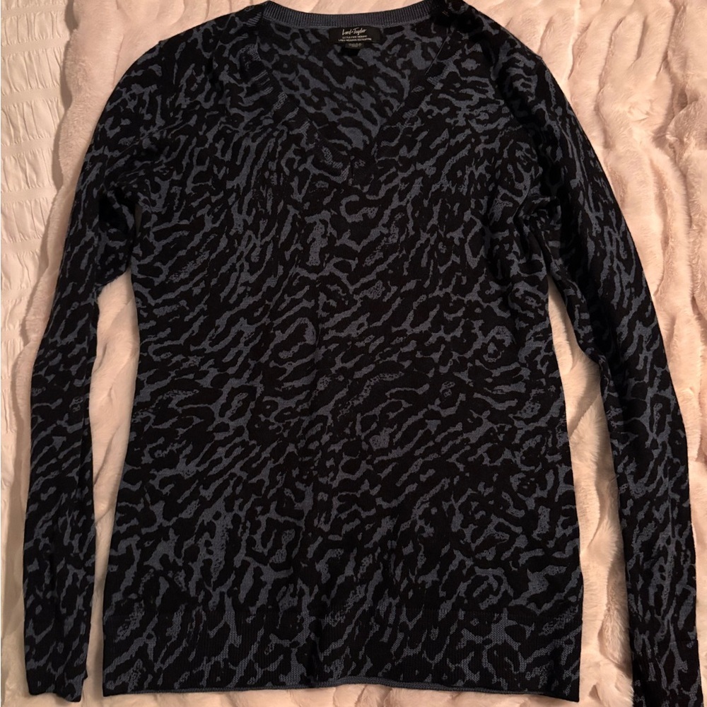 Lord & Taylor Black and Blue Merino Sweater
